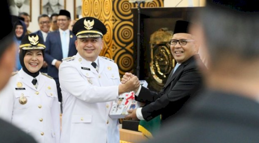 Munafri Arifuddin dan Aliyah Mustika Ilham.
