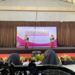 Kolaborasi antara sekolah dan keluarga menjadi sorotan utama dalam kegiatan School Festival 2025 yang digelar Sekolah Putri Darul Istiqamah (SPIDI) dan Sekolah Alam Darul Istiqamah (SADIQ) di Auditorium SPIDI, Jalan Poros Makassar–Maros, Maccopa, Sabtu (1/11/2025).